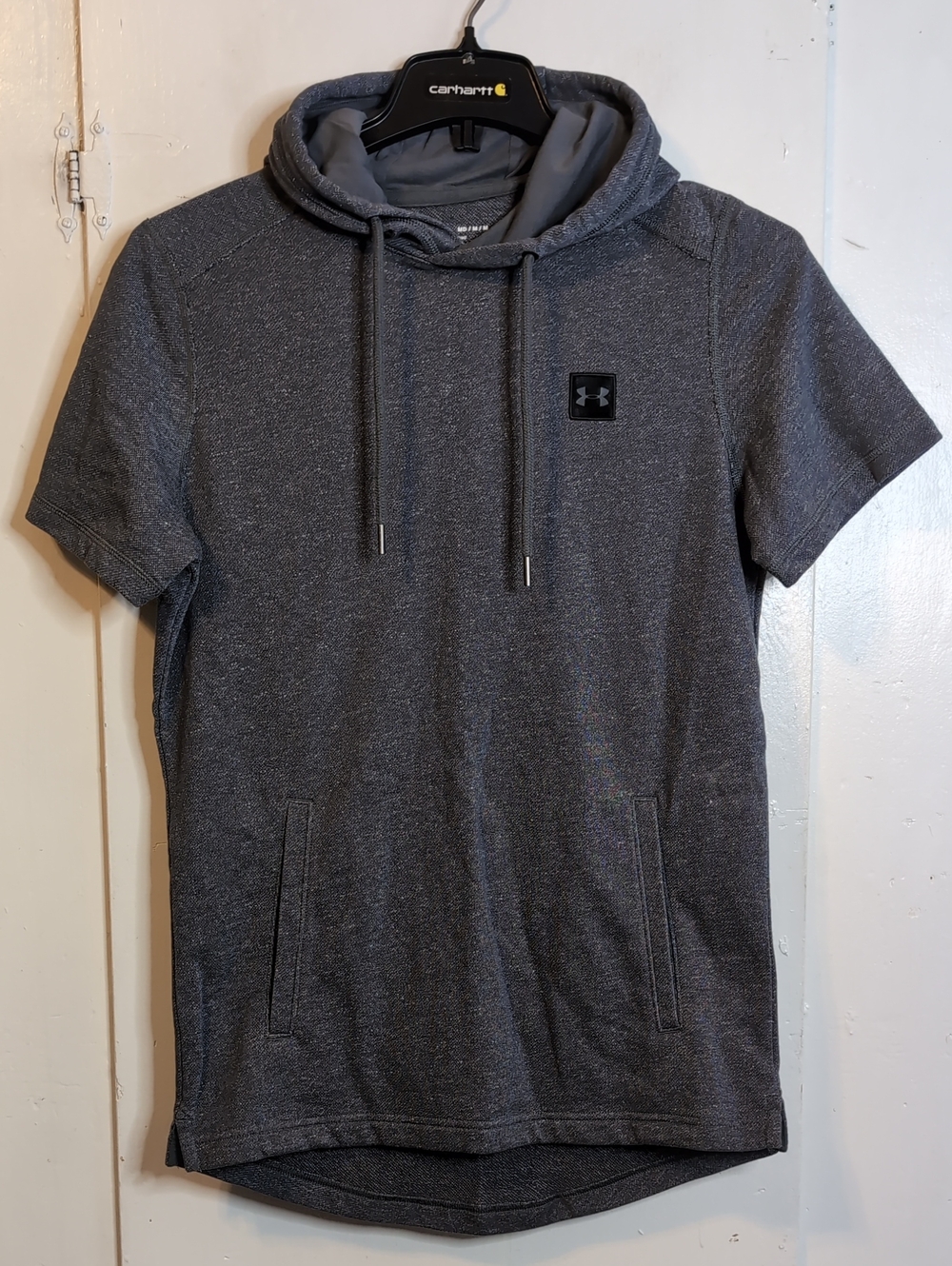 Under Armour Gray Hoodie Tee mens medium